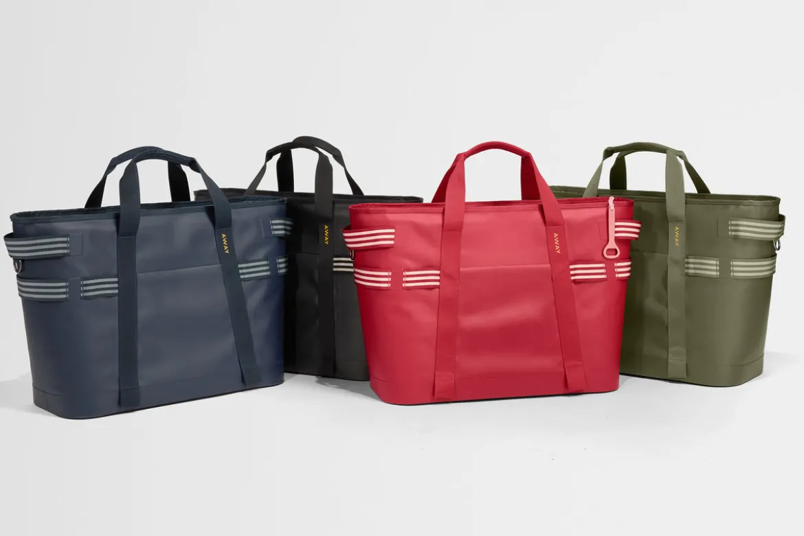 Cooler Tote in Navy Blue