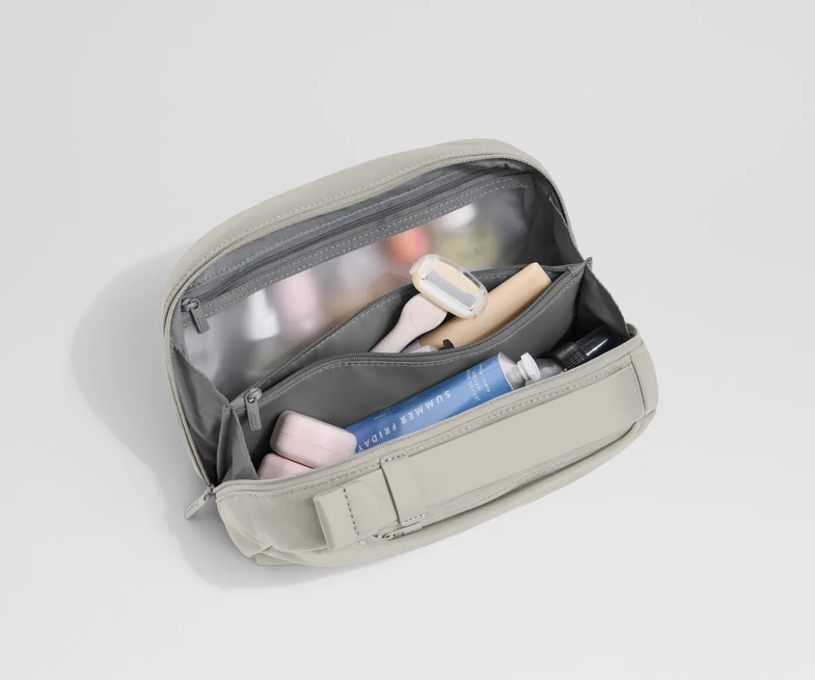Large Toiletry Bag in Cloud Gray