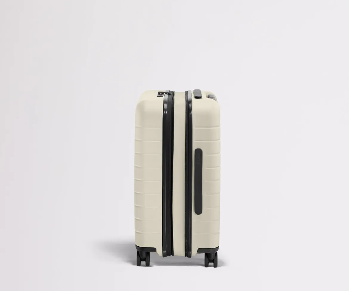 The Carry-On Flex in Salt White