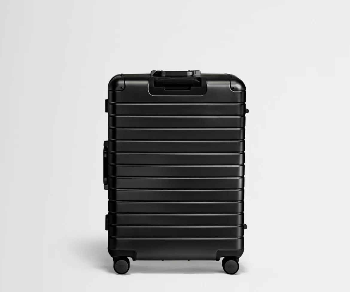 The Large: Aluminum Edition in Onyx Black