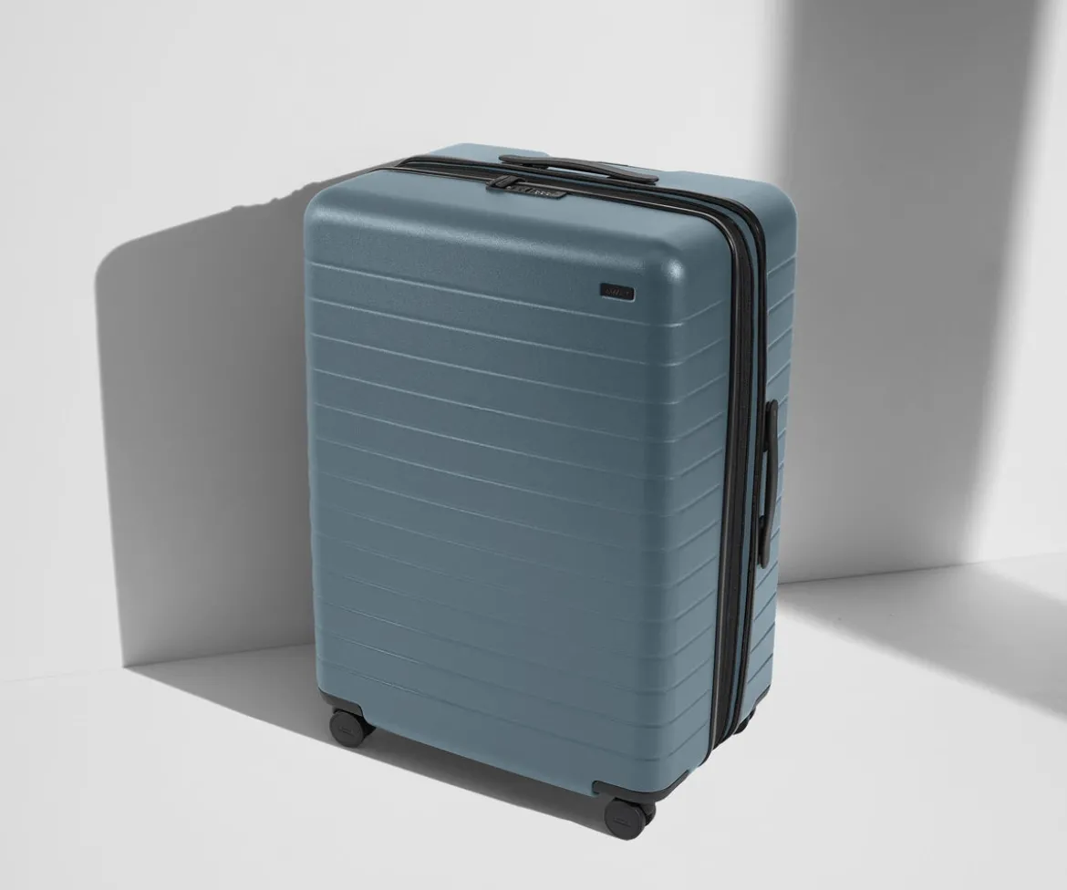 The Large Flex in Coast Blue