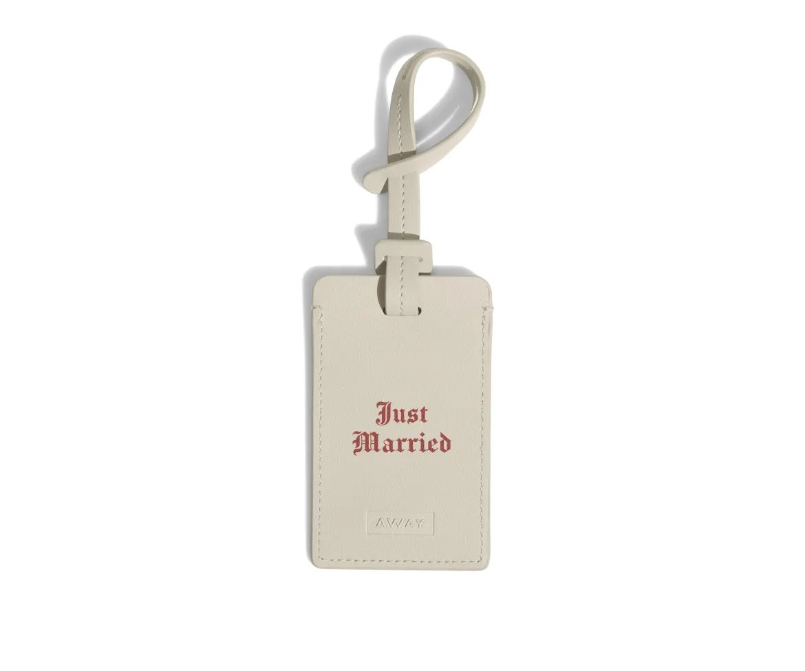 The Luggage Tag in Honeymoon
