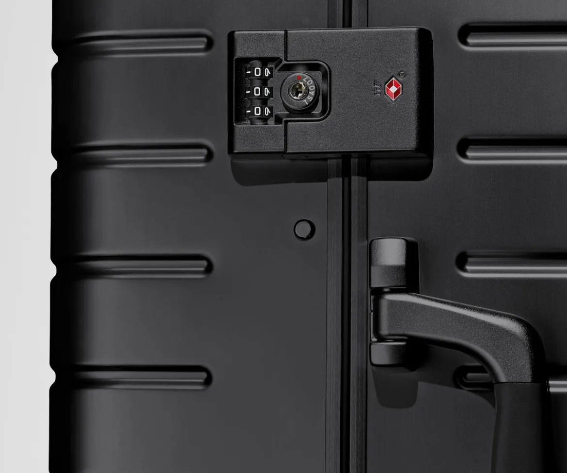 The Medium: Aluminum Edition in Onyx Black