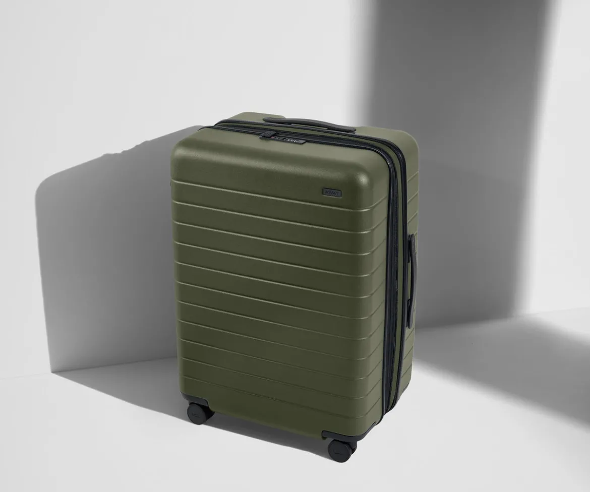 The Medium Flex in Olive Green