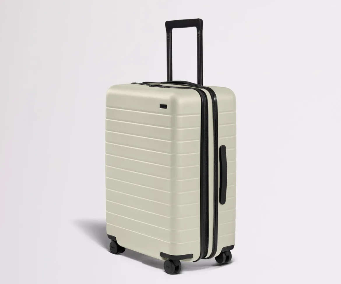 The Medium Flex in Salt White
