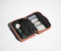 The Small Toiletry Bag in Clay Pink