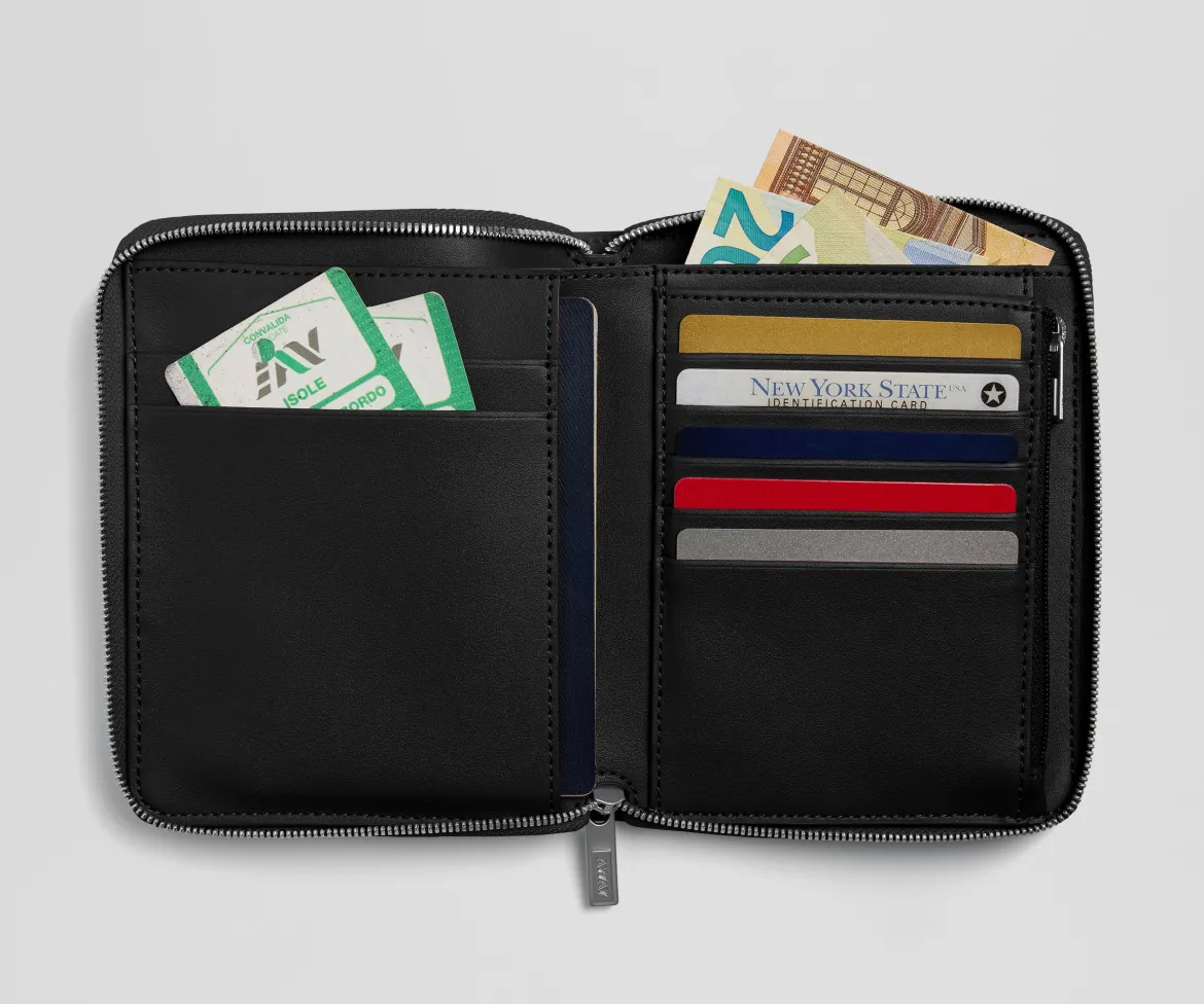 Travel Wallet in Jet Black